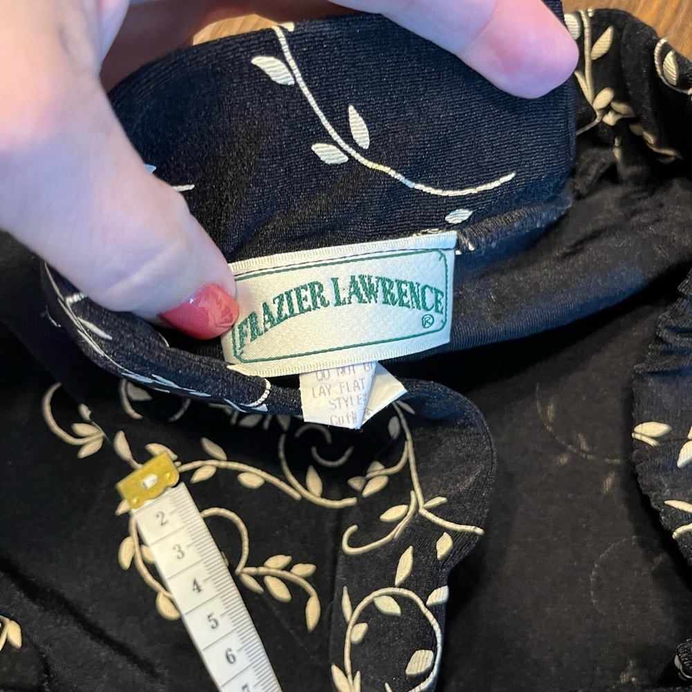 🔥Frazier Lawrence skirt size medium - Picture 3 of 7